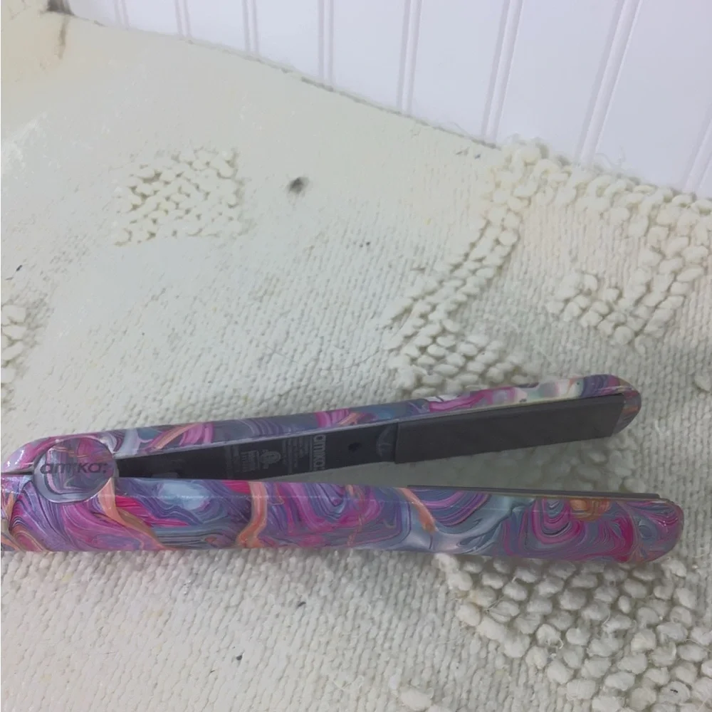 Amika Colorful Swirl Flat Iron Hair Straightener - Pink Purple Blue